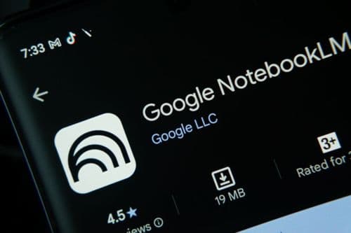 Google transforme NotebookLM en studio créatif avec 6 styles visuels !